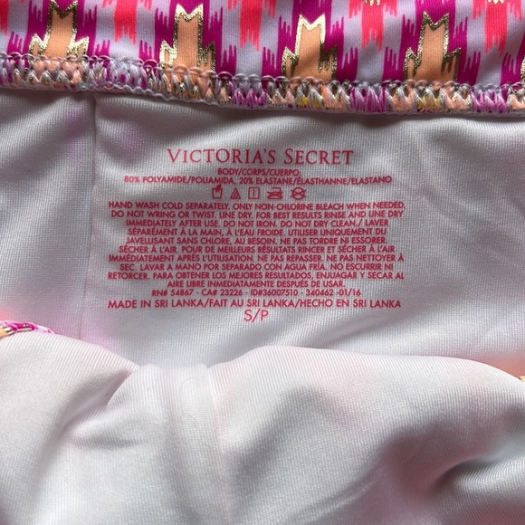 Bikini Bottom - Picture 3 of 3